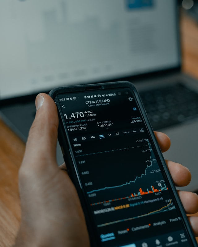 How to Choose Between Bonds and Stocks: The Ultimate Guide